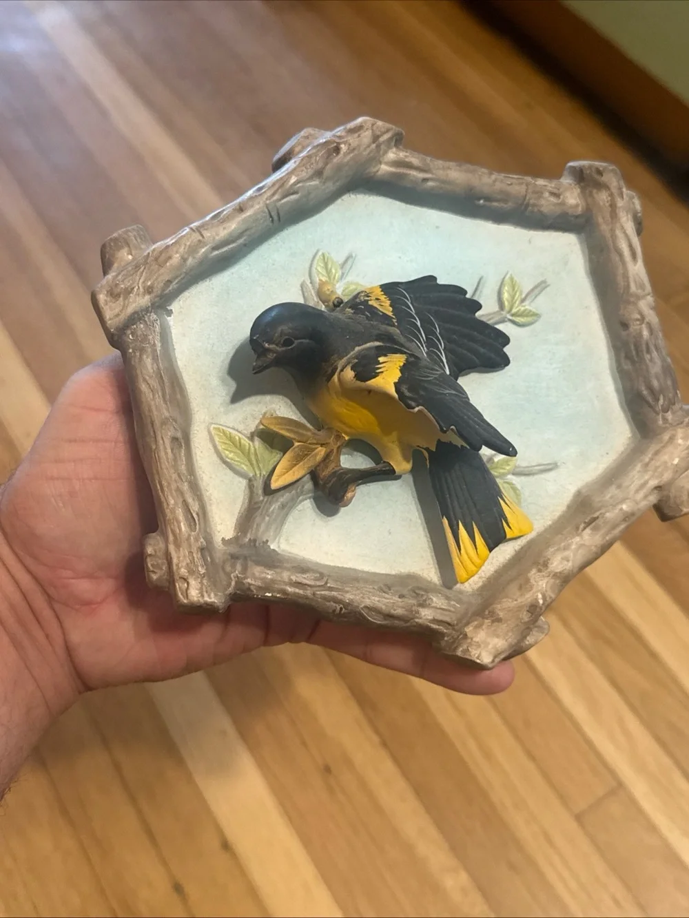 vintage MCM 3D plaster wall plaque Oriole manufactured by Inarco 1962 E-469